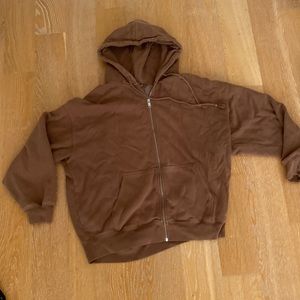 Brandy Melville brown sweatshirt